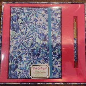 NWT Lilly Pulitzer Journal with Pen gift set, Blue